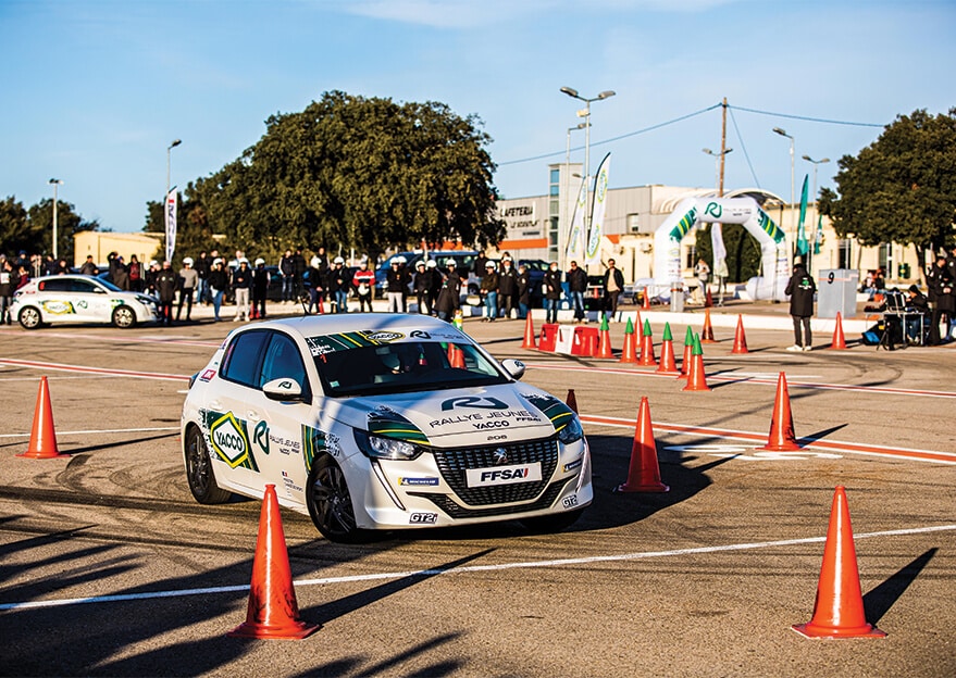 Pour son édition 2022, Rallyes Jeunes Yacco FFSA fera étape sur cinq circuits à la recherche des jeunes talents de demain.